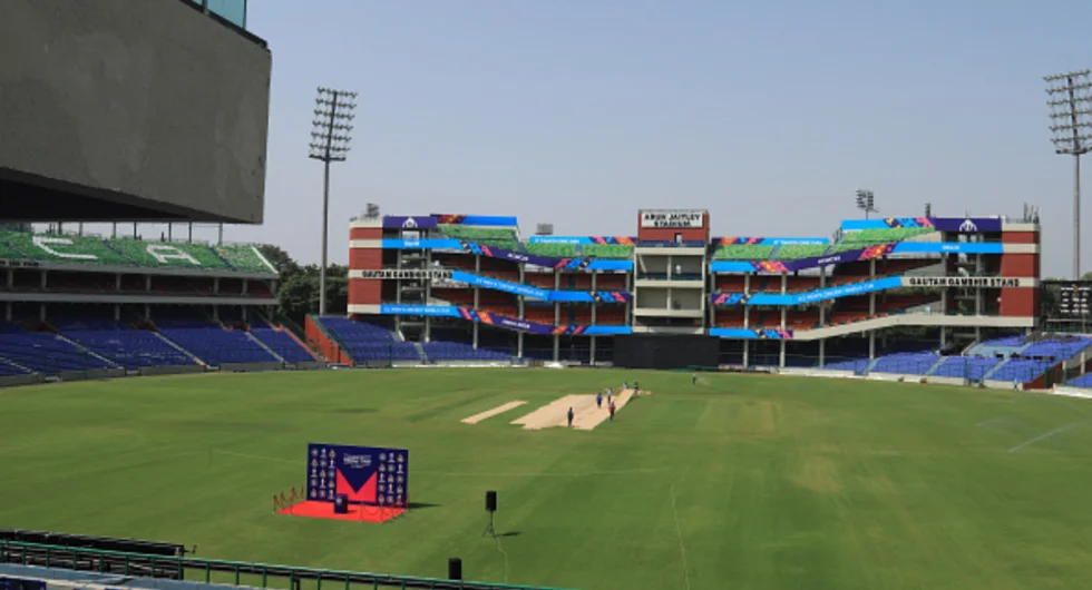 Arun Jaitley Stadium (Delhi): This stadium has a seating capacity of 41,842 spectators and is known for its modern facilities and excellent pitch conditions.